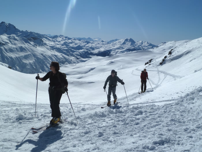 Arrivée au col de la Cicle avec une très bonne trace Arrivée au col de la Cicle avec une très bonne trace