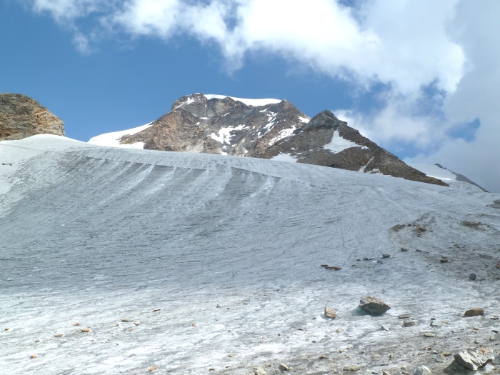 Mont-Rose : Début du glacier au dessus du refuge Mantova Mont-Rose : Début du glacier au dessus du refuge Mantova
