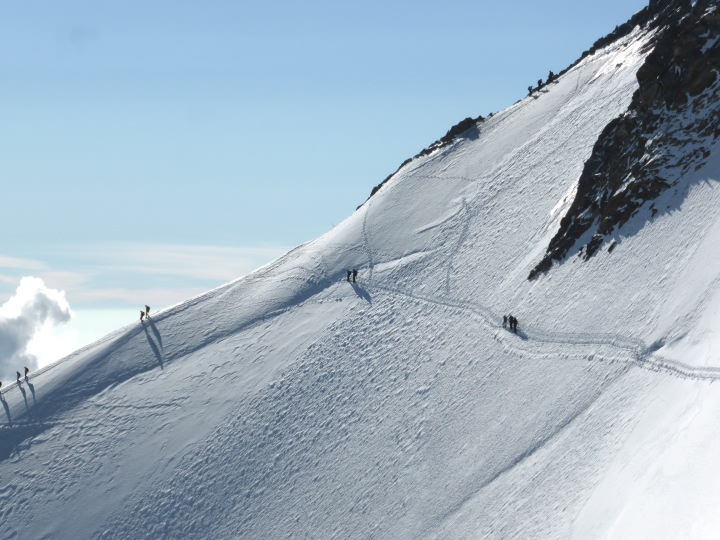Excellente trace du Nadelhorn au Stecknadelhorn