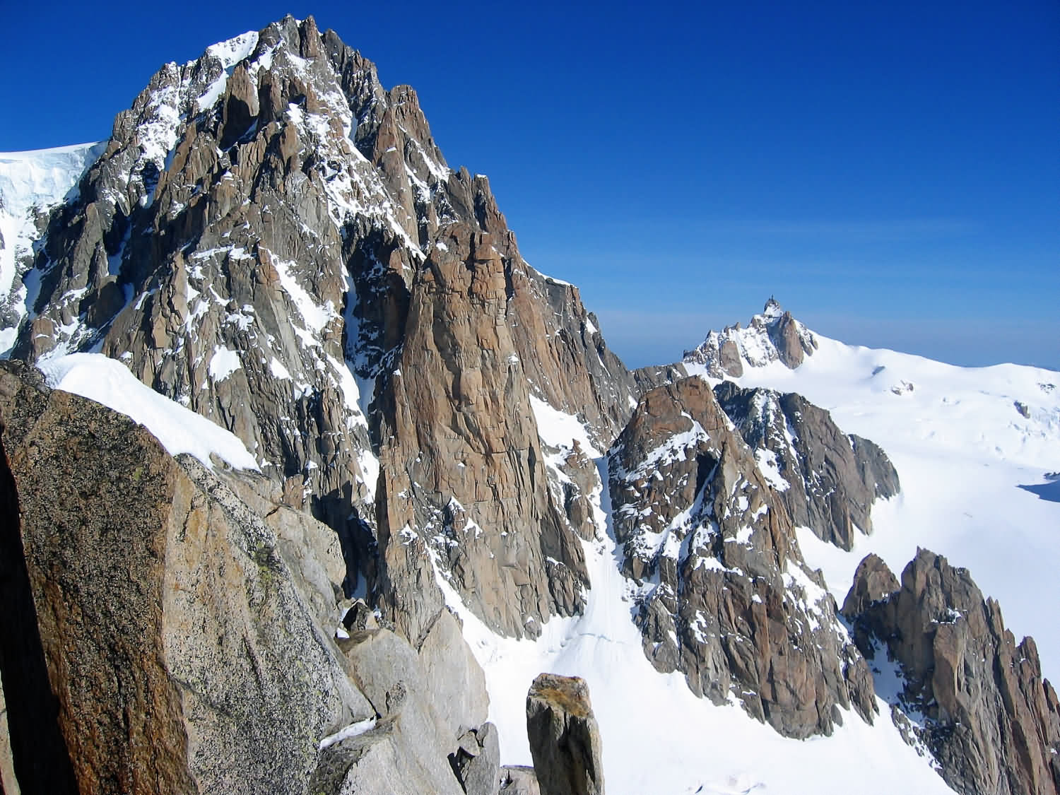 Ne Ridge Tour Ronde Face Nord de la Tour Ronde