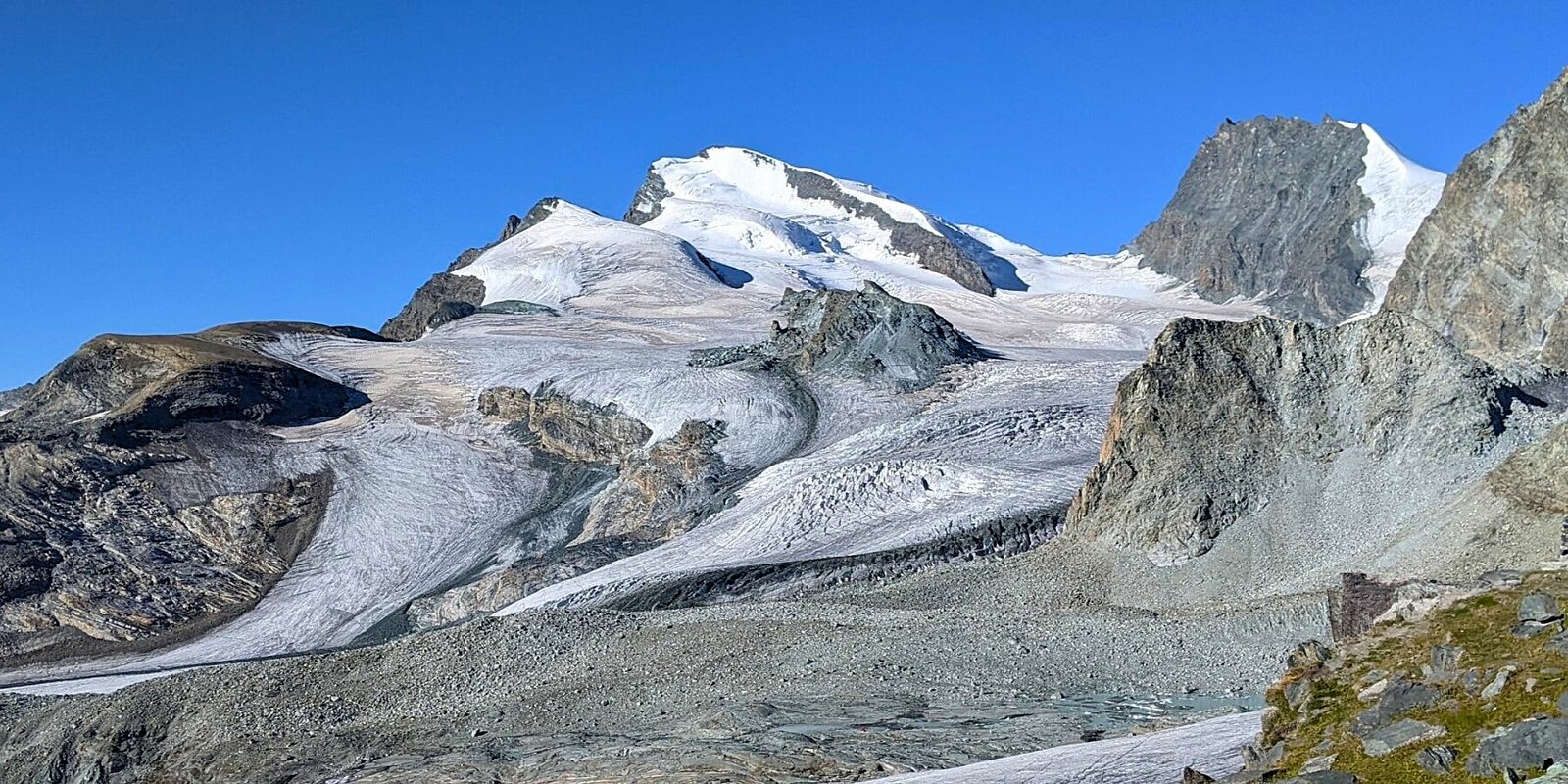 4000 faciles Saas-Fee | Ascension Allalinhorn - Strahlhorn Alpinisme facile | 4000 | 2 jours