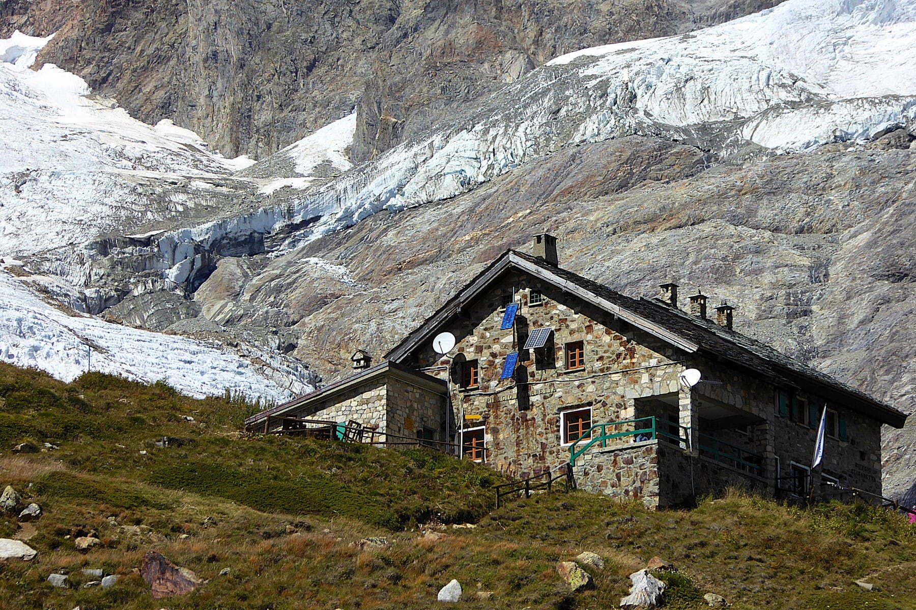 Tour du Mont Blanc en 6 étapes Randonnée guidée | Hôtels | 8 jours