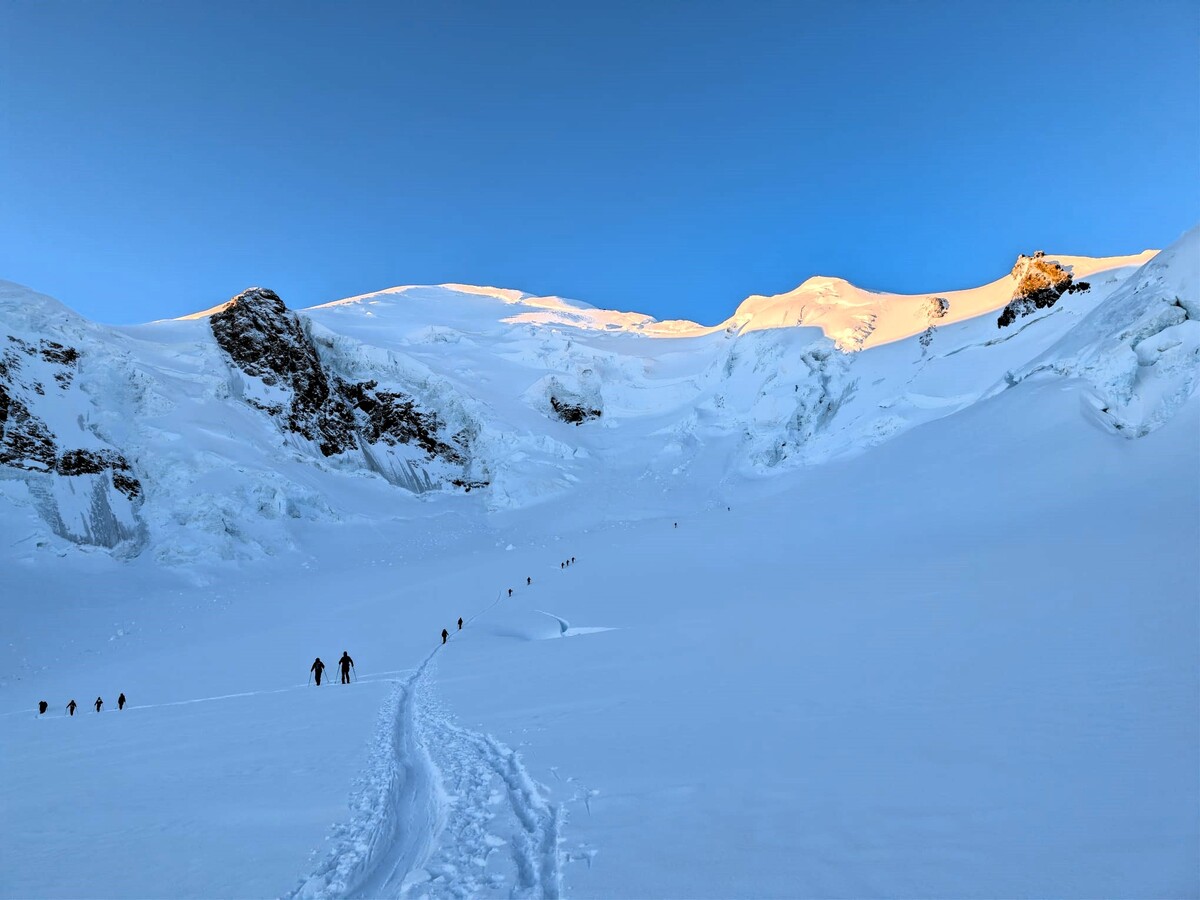Ascension du Sommet Mont Blanc à ski 3 jours Ski Alpinisme | 4810m | 3 jours
