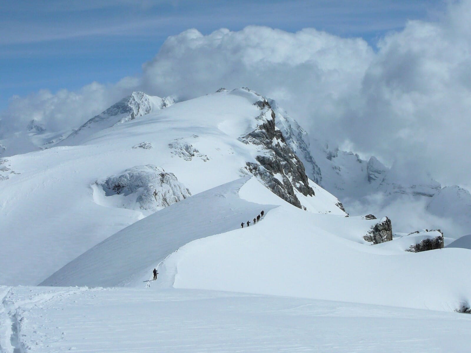 Tour du Wildstrubel en Ski de Rando 5 jours Raid à ski | 5 jours | Hôtels de montagne