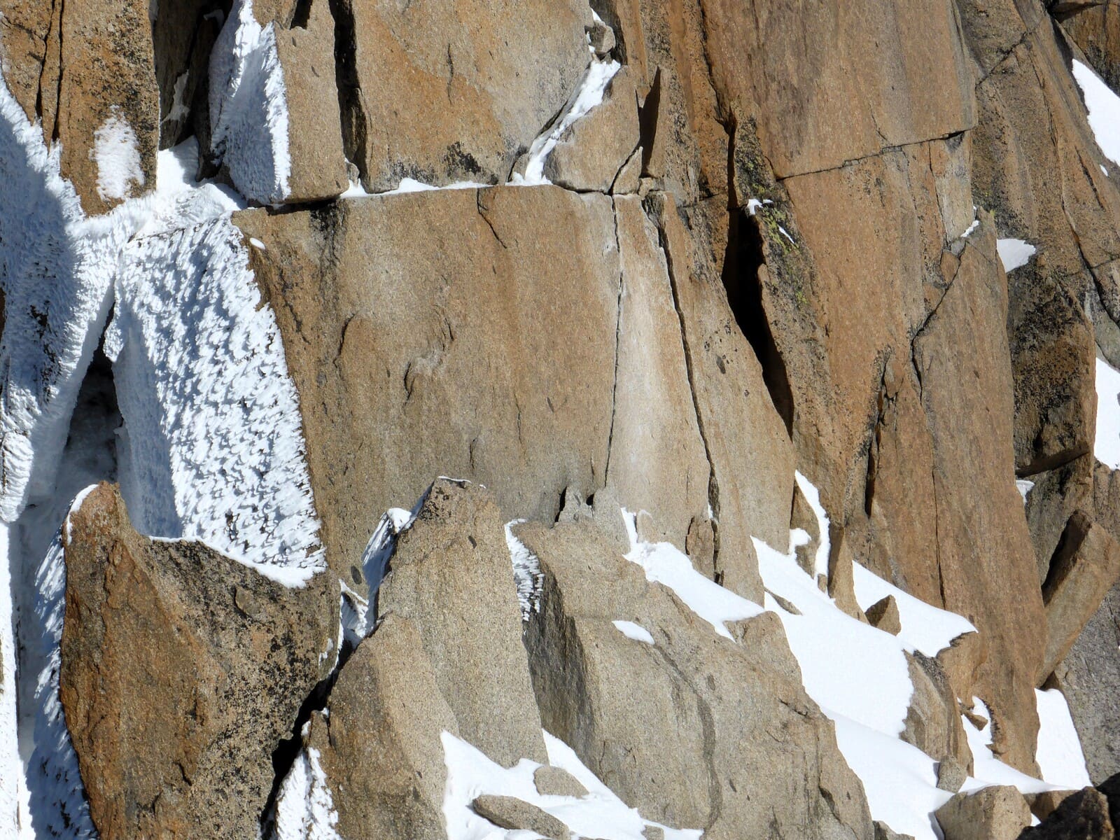 Arête des cosmiques Alpinisme | 3842m | 1 journée