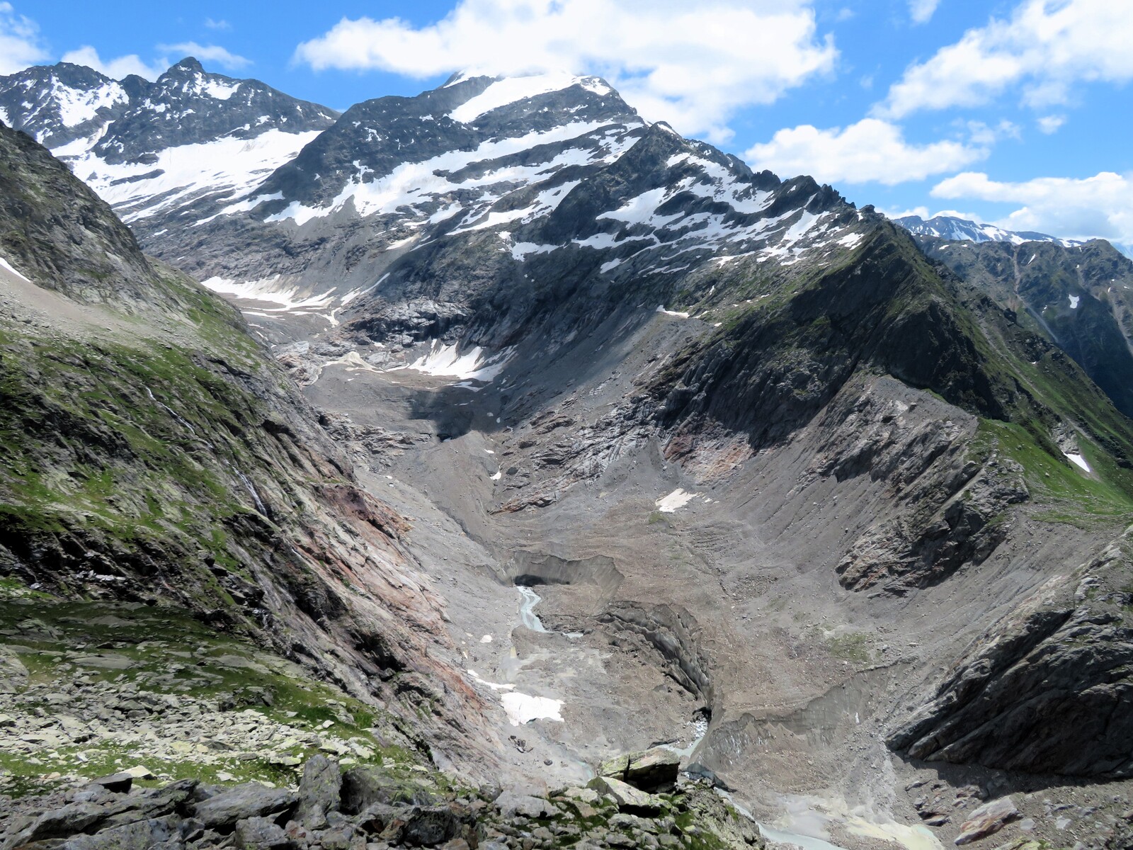 Ascension Aiguille de la Berangere depuis les conscrits Alpinisme facile | 3425m | 3 jours