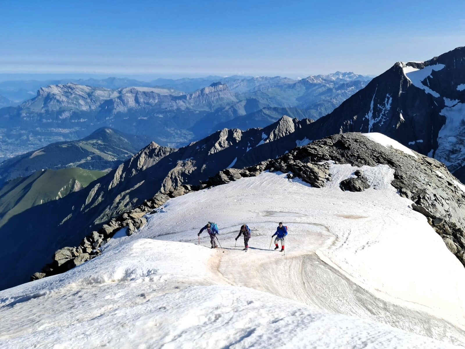 Ascension Aiguille de la Berangere depuis les conscrits Alpinisme facile | 3425m | 3 jours