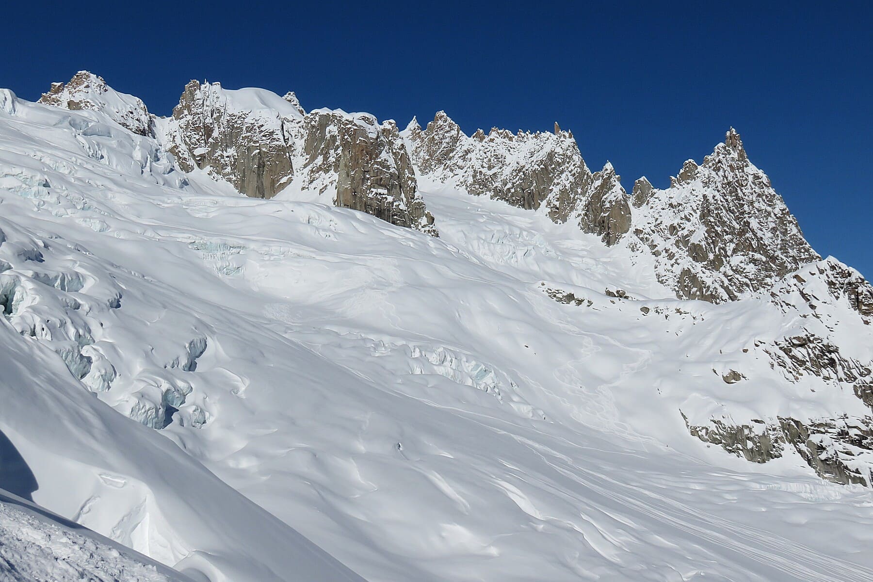 Descente de la Vallée Blanche à ski Ski hors-piste | Glaciers | 3842m | Guide en privé