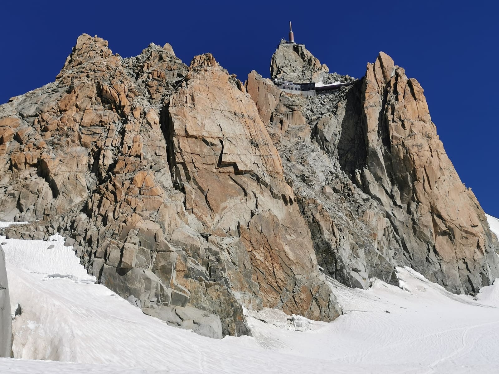 Refuge des cosmiques Randonnée glaciaire | Journée
