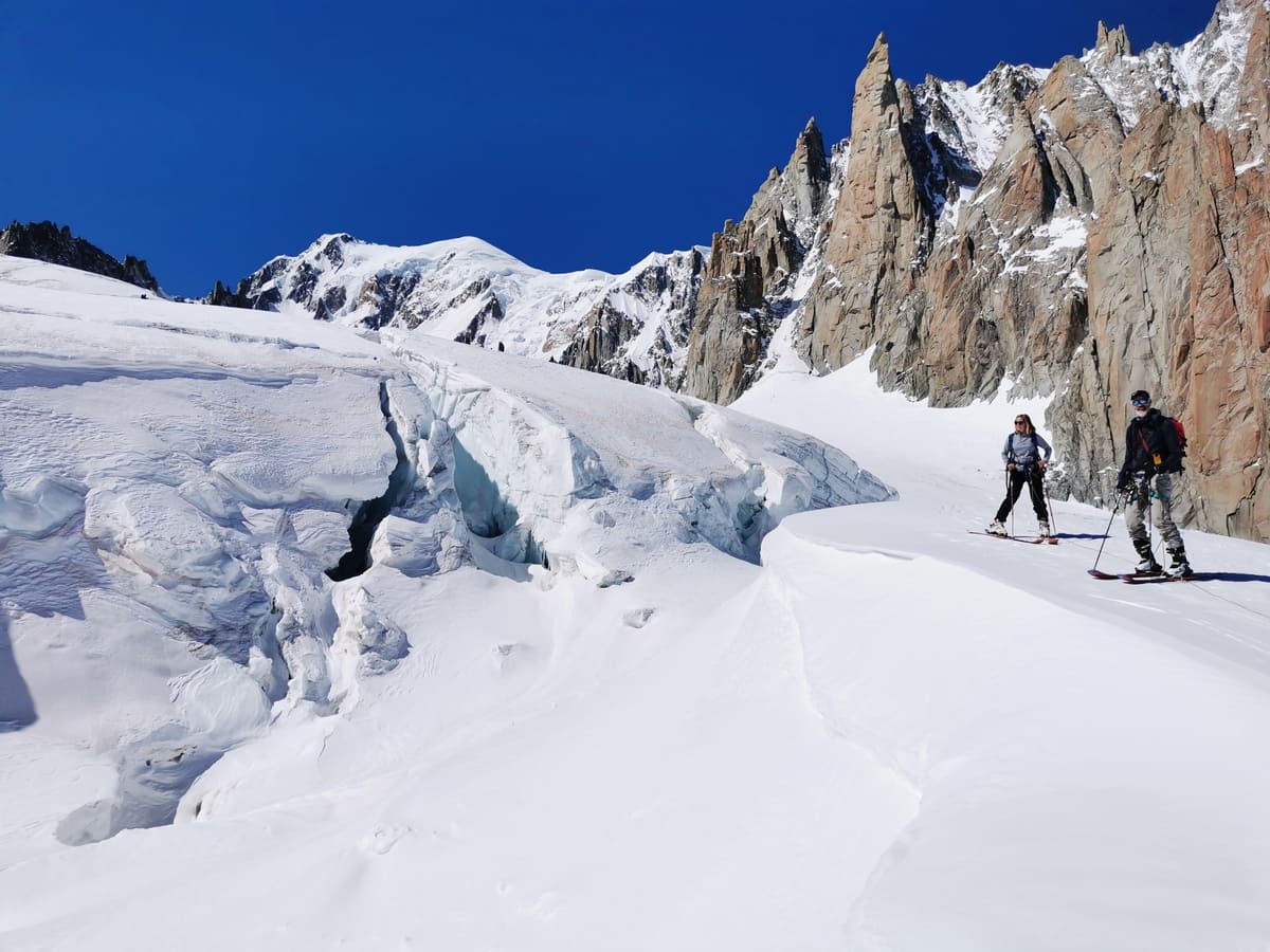 Ski de rando en vallee Blanche Ski de rando | Hors-piste glaciaire | journée