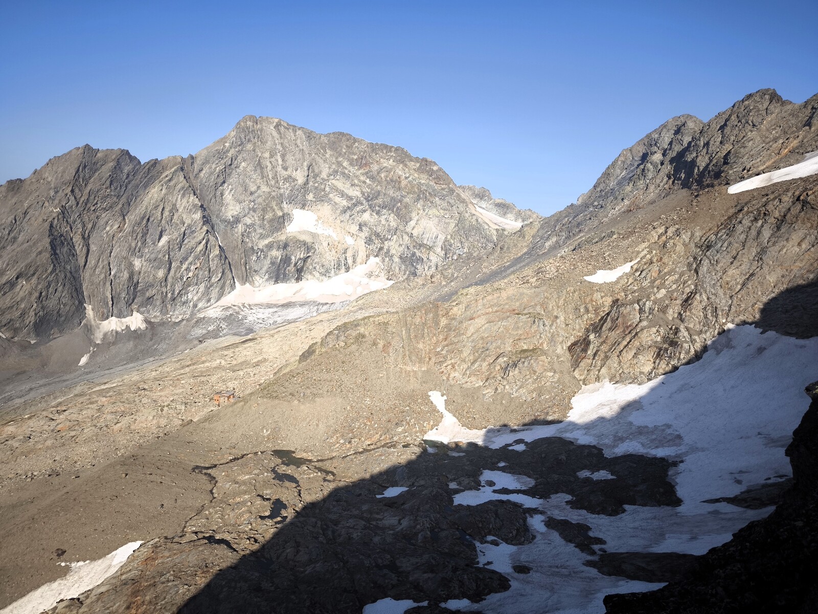 Grande voie d’escalade facile Pointe des Lanchettes Alpinisme - Escalade | 3085m | 2 jours
