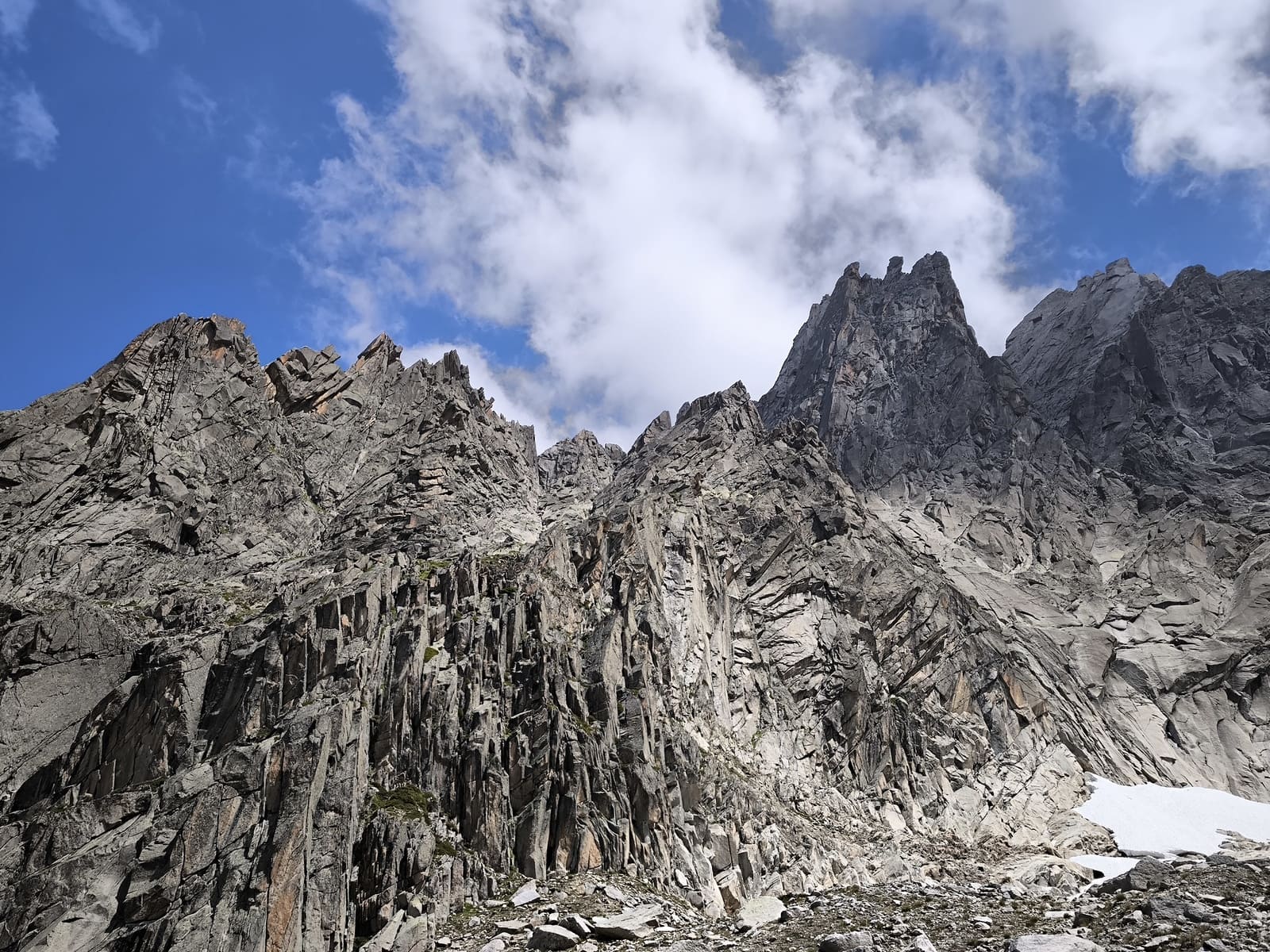 Grande voie d’escalade Aiguilles de Chamonix Escalade en montagne | Granit | 3 jours