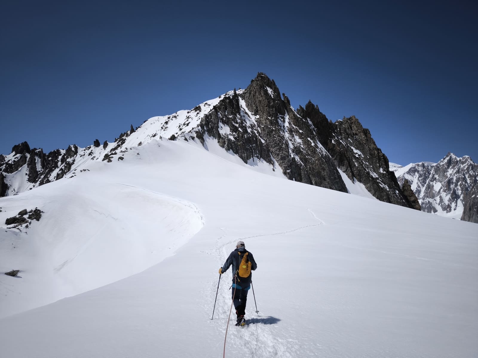 Alpinisme initiation Skyway facile Alpinisme ou rando glaciaire facile | journée