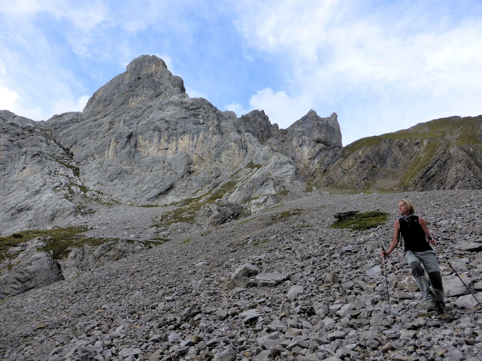 Grande voie d’escalade calcaire Paradise Aravis Escalade plaisir à la journée