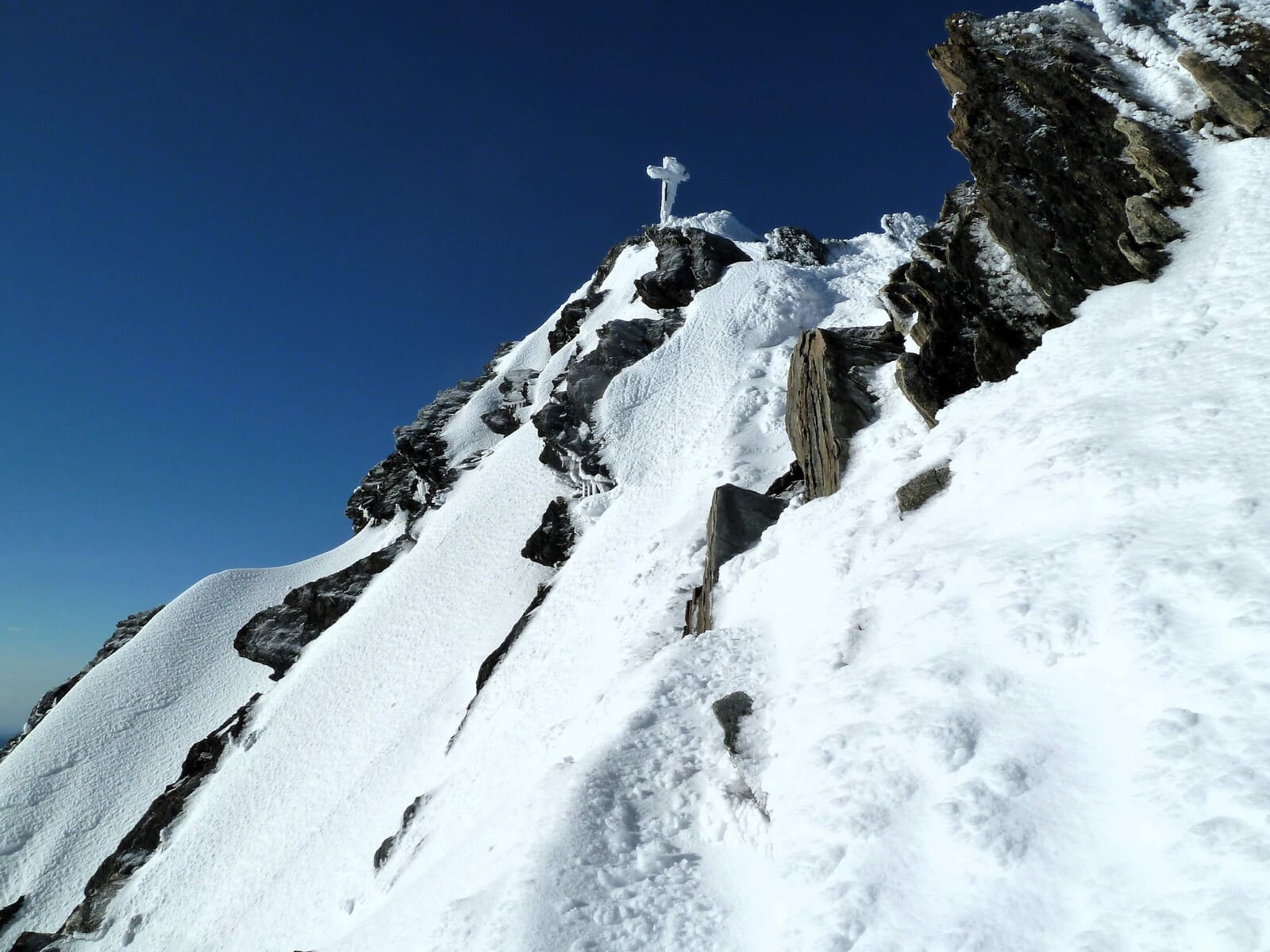 Ascension Nadelhorn 4000 de Saas-Fee Alpinisme | niveau PD | 2 jours
