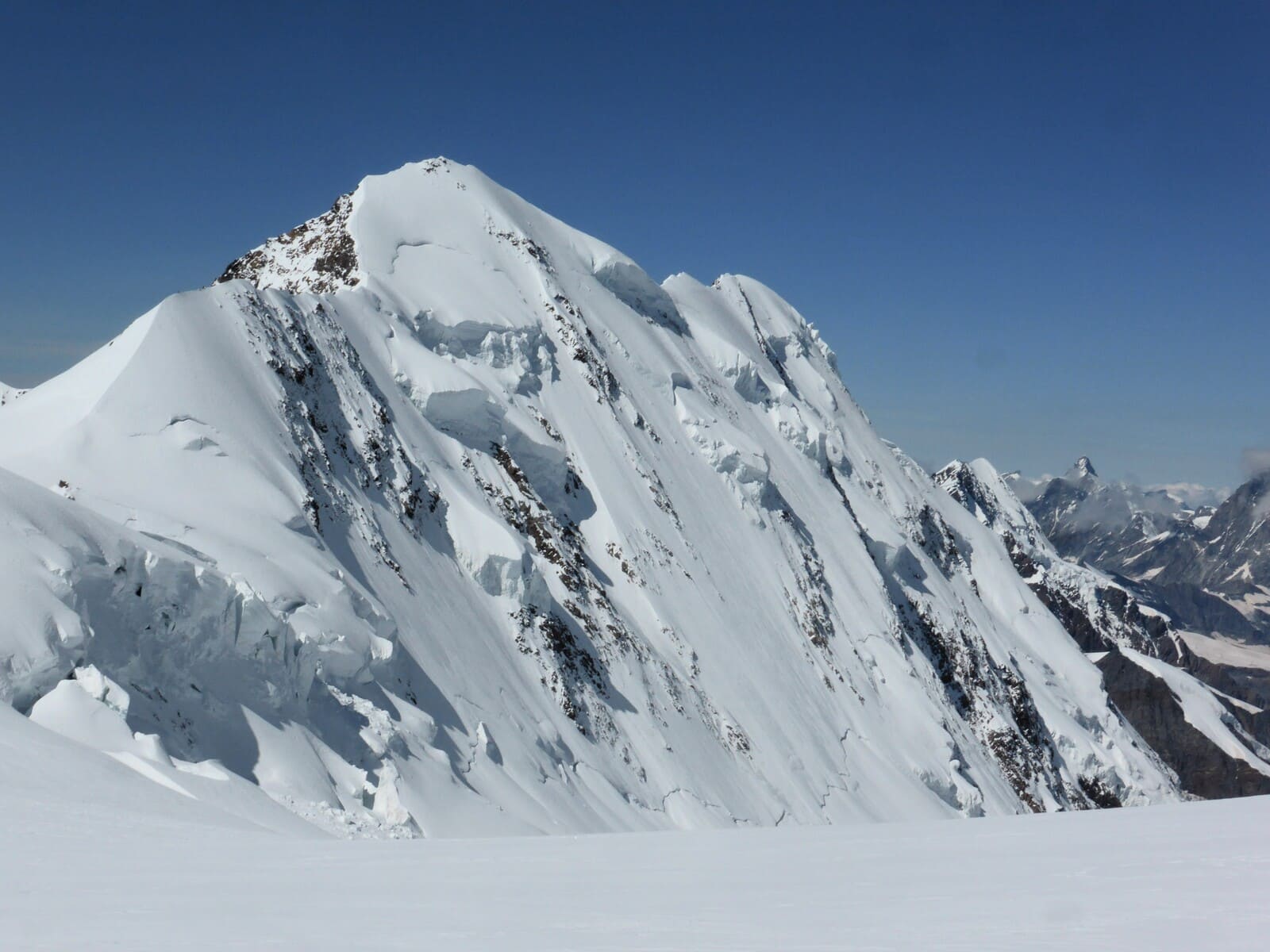 Ascension Castor Mont Rose | 4000 facile en Pays Walser Alpinisme peu difficile | 4000 | 4 jours