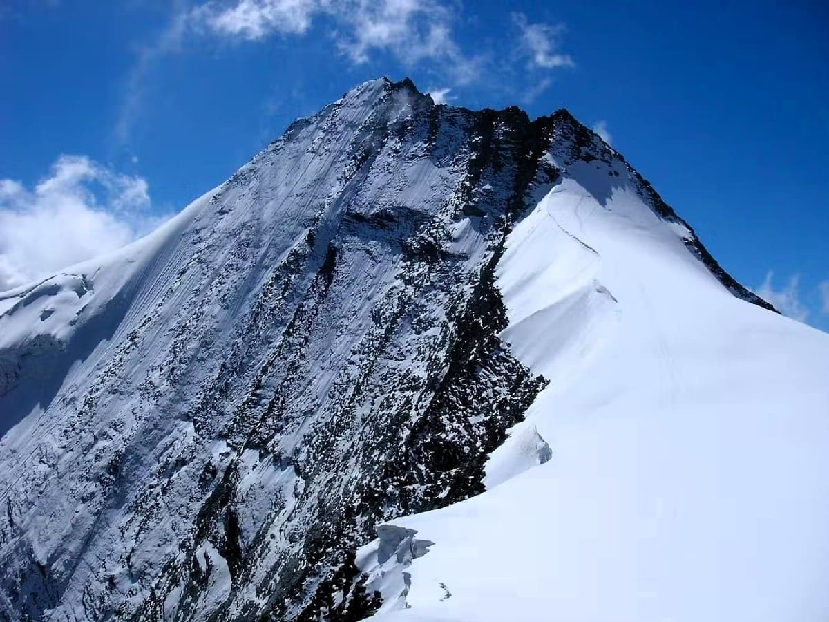 Ascension Grand Cornier 2 jours Alpinisme | niveau AD | 2 jours