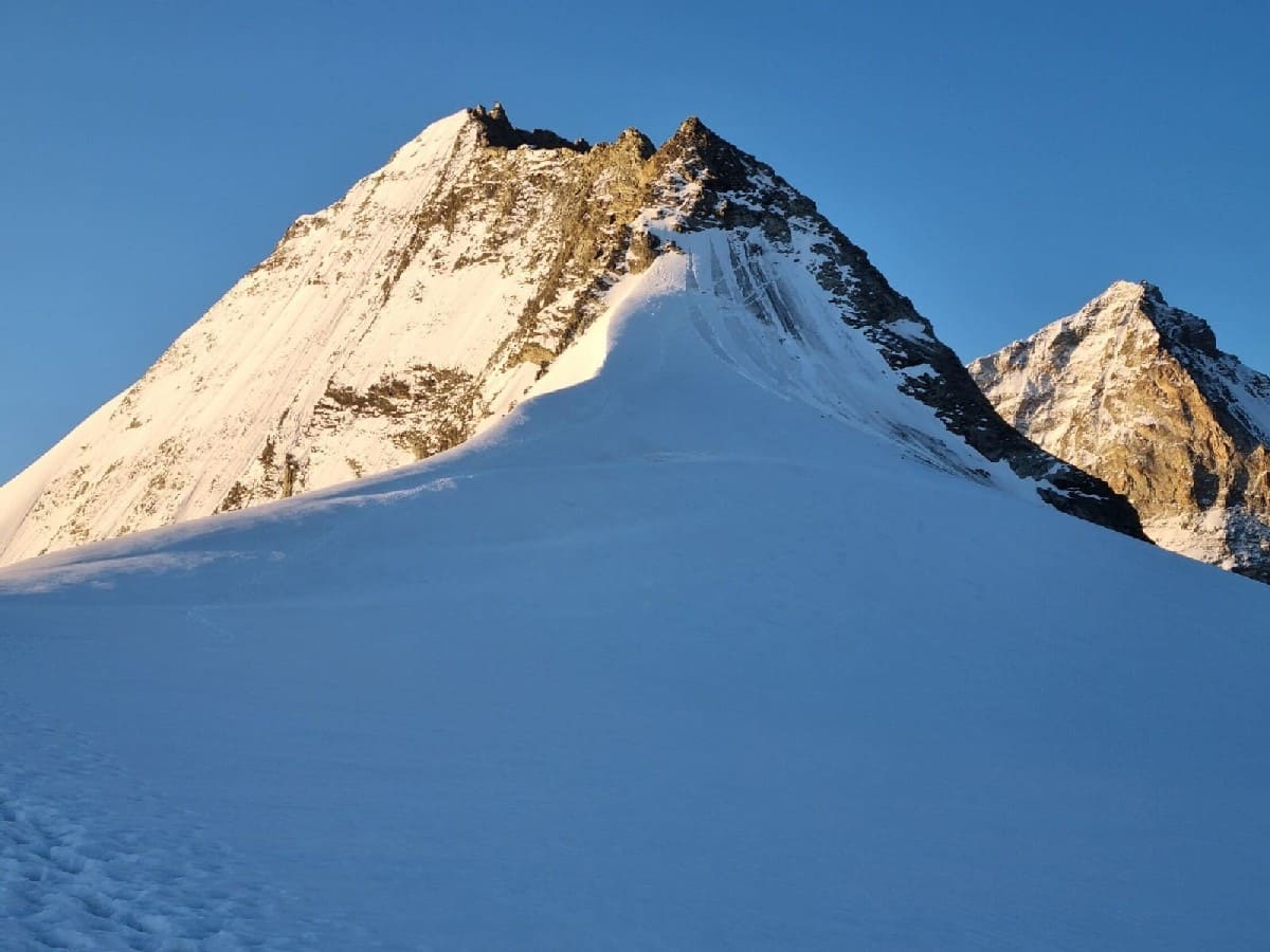 Ascension Grand Cornier 2 jours Alpinisme | niveau AD | 2 jours