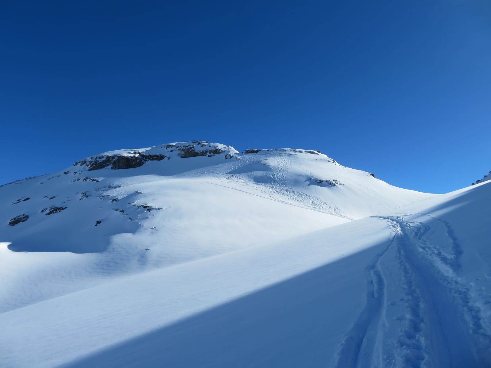 Wildstrubel en Lodge Ski de Rando 3 jours Raid à ski | 3 jours | en étoile | Hôtel de montagne