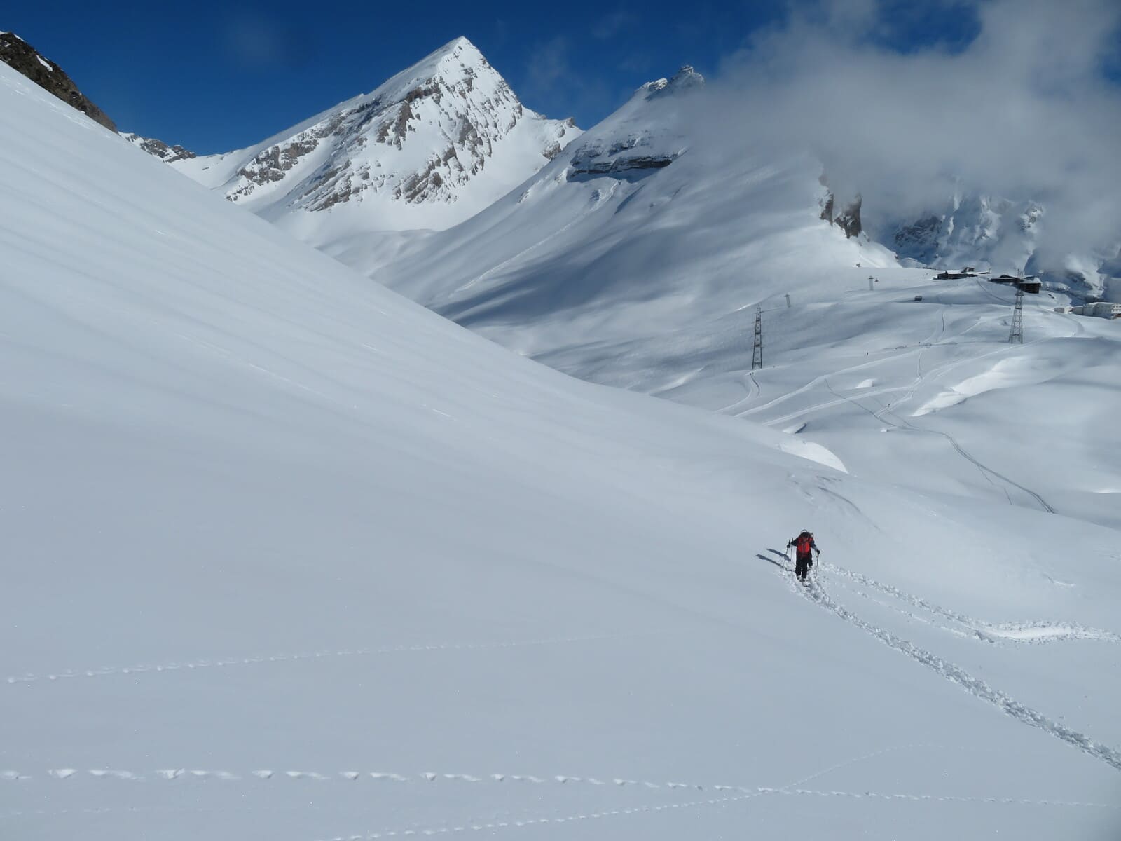 Wildstrubel en Lodge Ski de Rando 4 jours Raid à ski | 4 jours | en étoile | Hôtel de montagne
