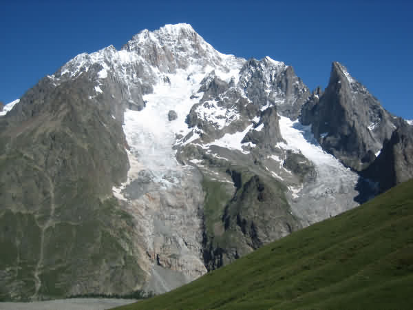 Randonnée Autour du Mont Blanc Randonnées alpines et glaciaires | 2 hôtels | 7 jours