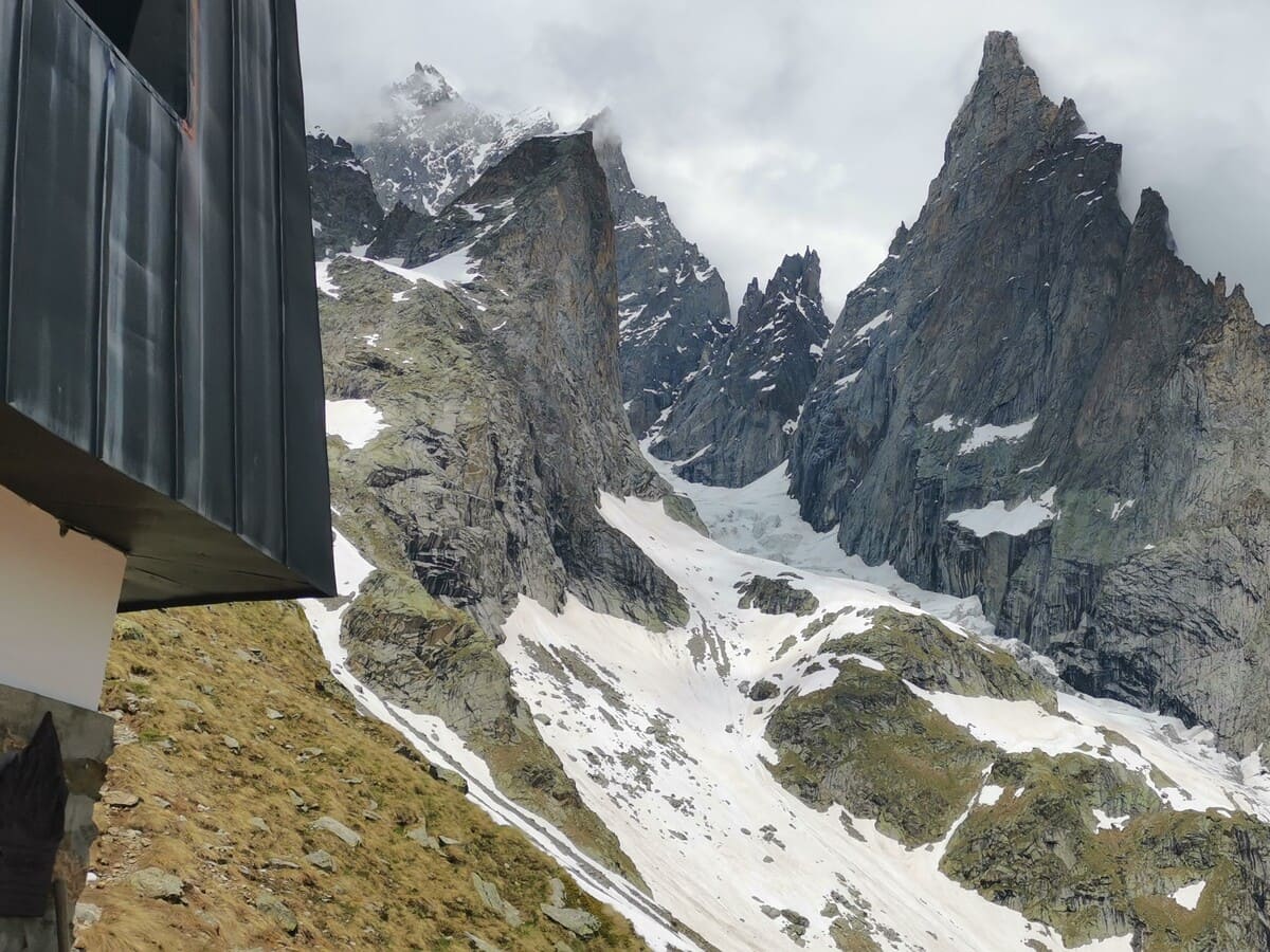 Escalade grande voie Aiguille Croux 2 jours Escalade rocheuse | Refuge | 2 jours