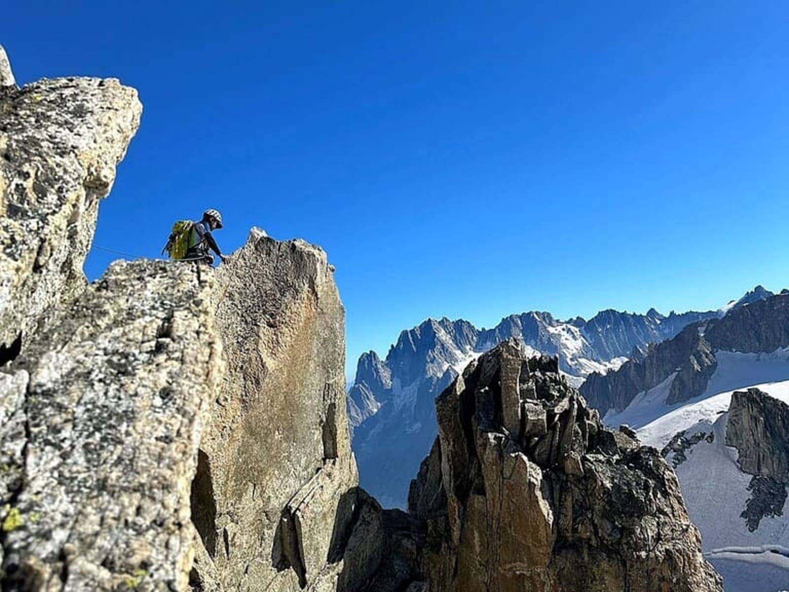 Alpinisme Traversée de l’Aiguille d’Entrèves Alpinisme | 3600 m | 1 journée