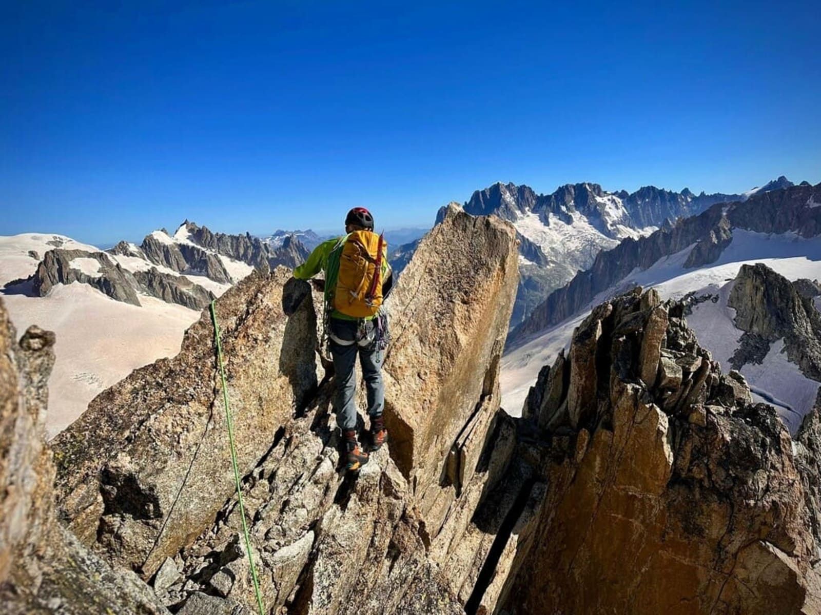 Alpinisme Traversée de l’Aiguille d’Entrèves Alpinisme | 3600 m | 1 journée