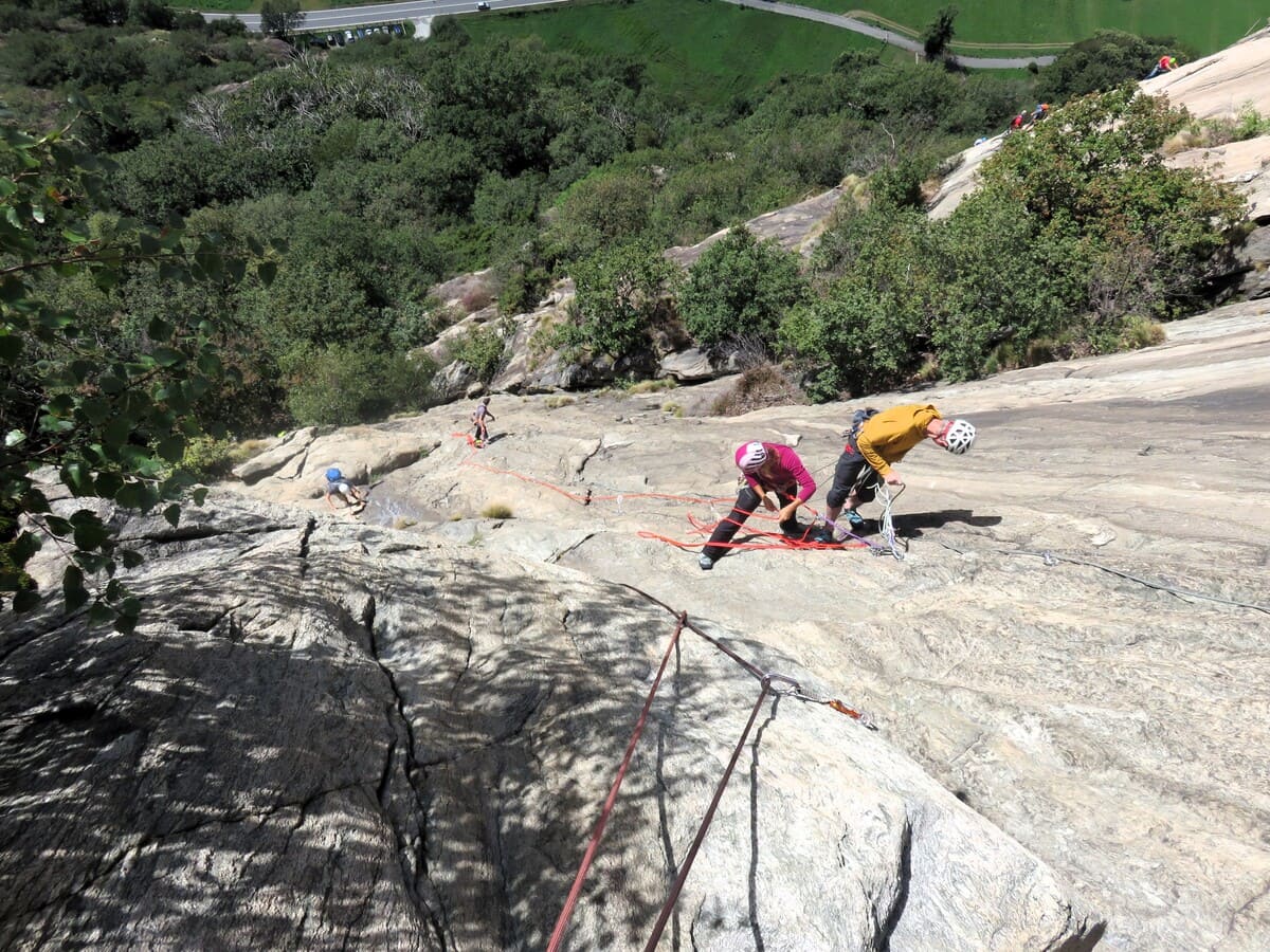 Grande voie d’escalade Machaby Escalade rocher gneiss | Préalpes | 1 journée