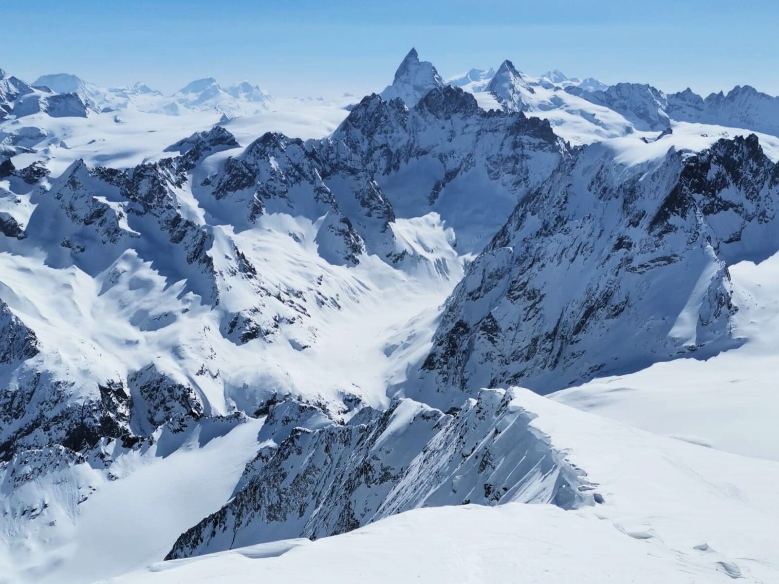 Traversée du Pigne d’Arolla Ski de Rando Ski-Alpinisme | Traversée | 2 jours