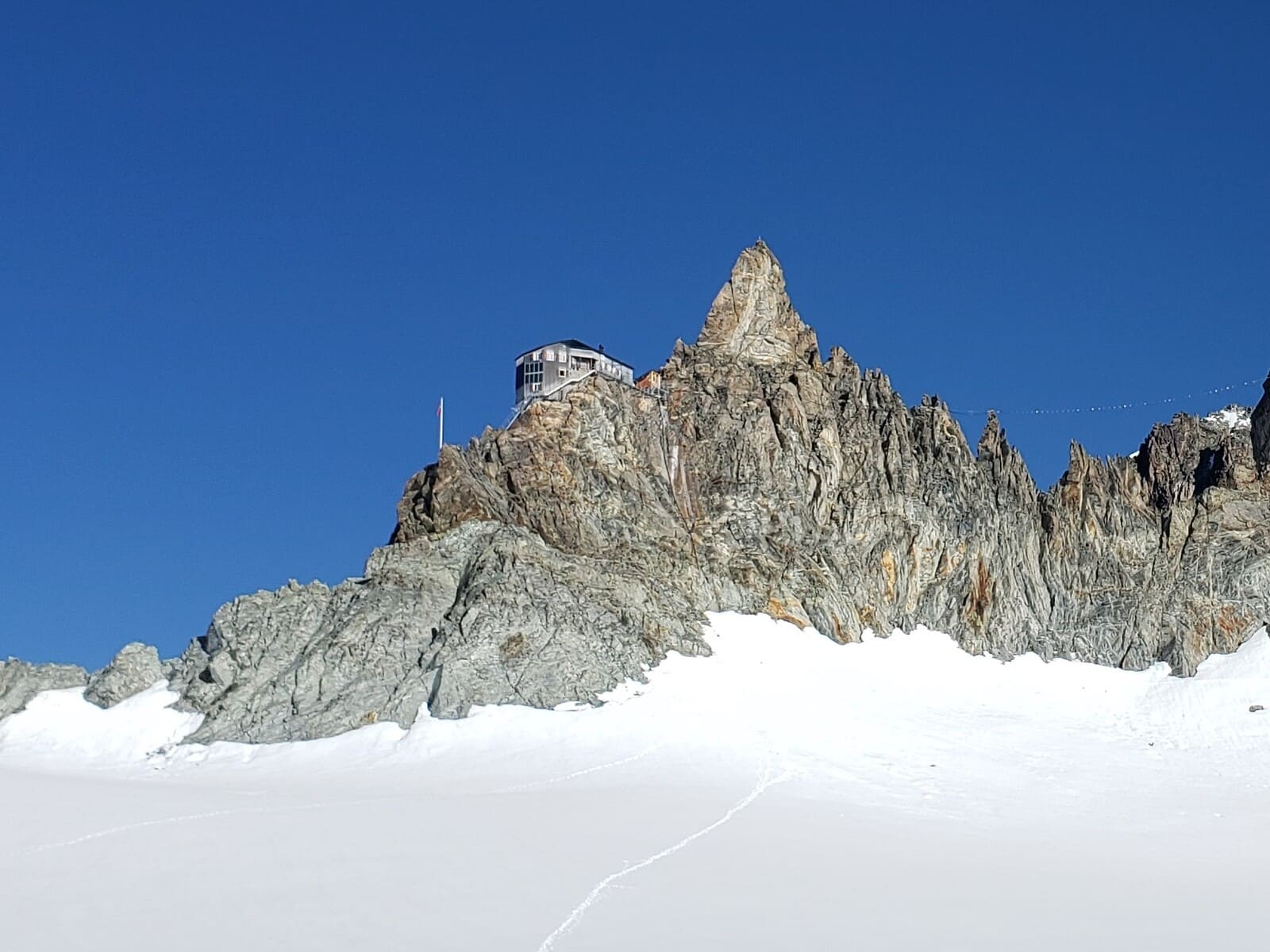 Ascension Tête Blanche de Bertol en été Alpinisme facile | sommet avec vue | 2 jours
