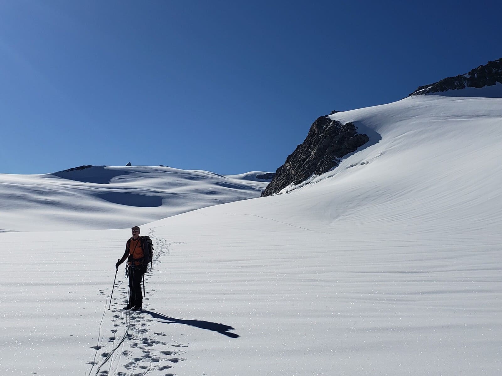 Ascension Tête Blanche de Bertol en été Alpinisme facile | sommet avec vue | 2 jours