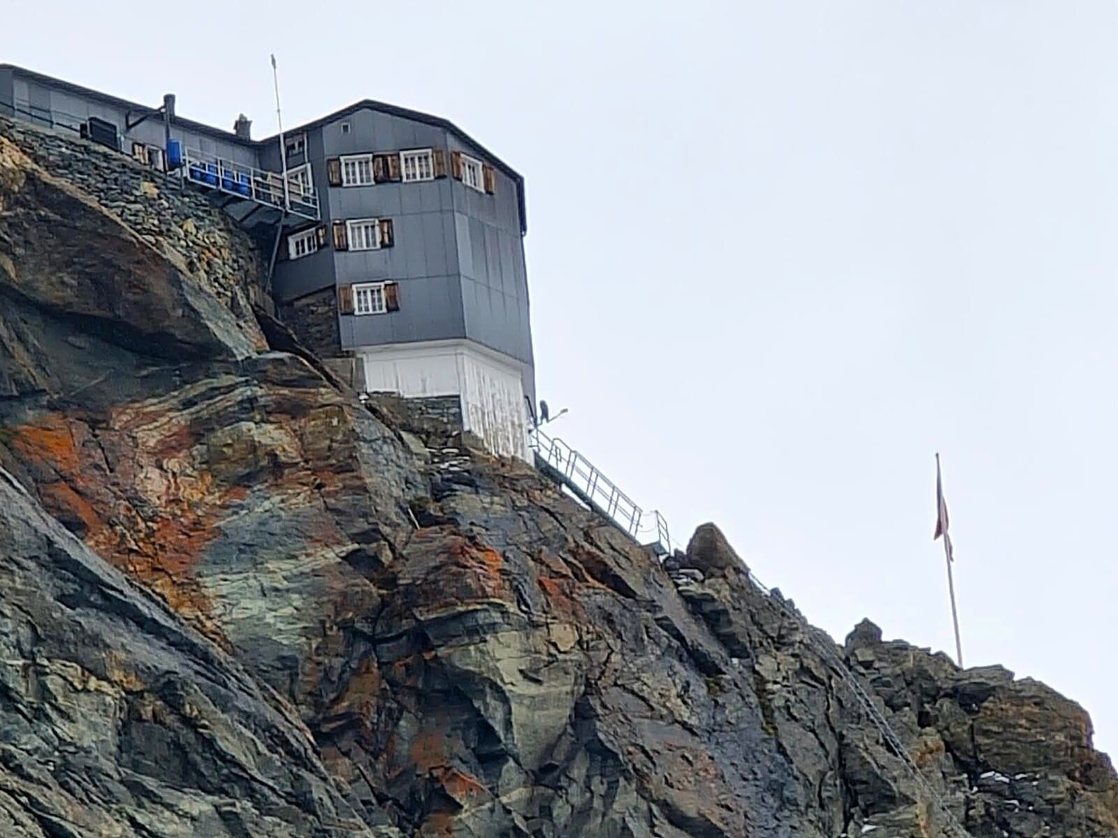 Ascension Tête Blanche de Bertol en été Alpinisme facile | sommet avec vue | 2 jours